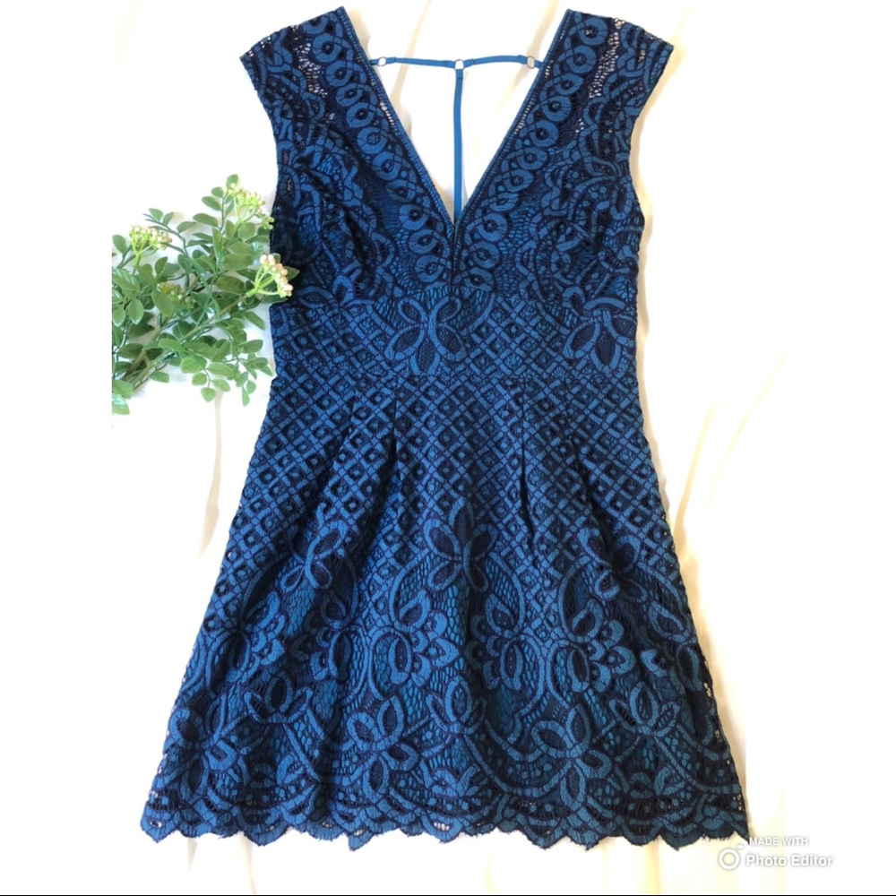 free people | one million lovers lace mini dress 6 peacock navy blue nwt